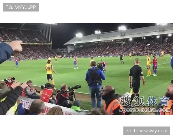 巴萨超2800名铁杆球迷随队远征马德里，客场助威展现俱乐部凝聚力